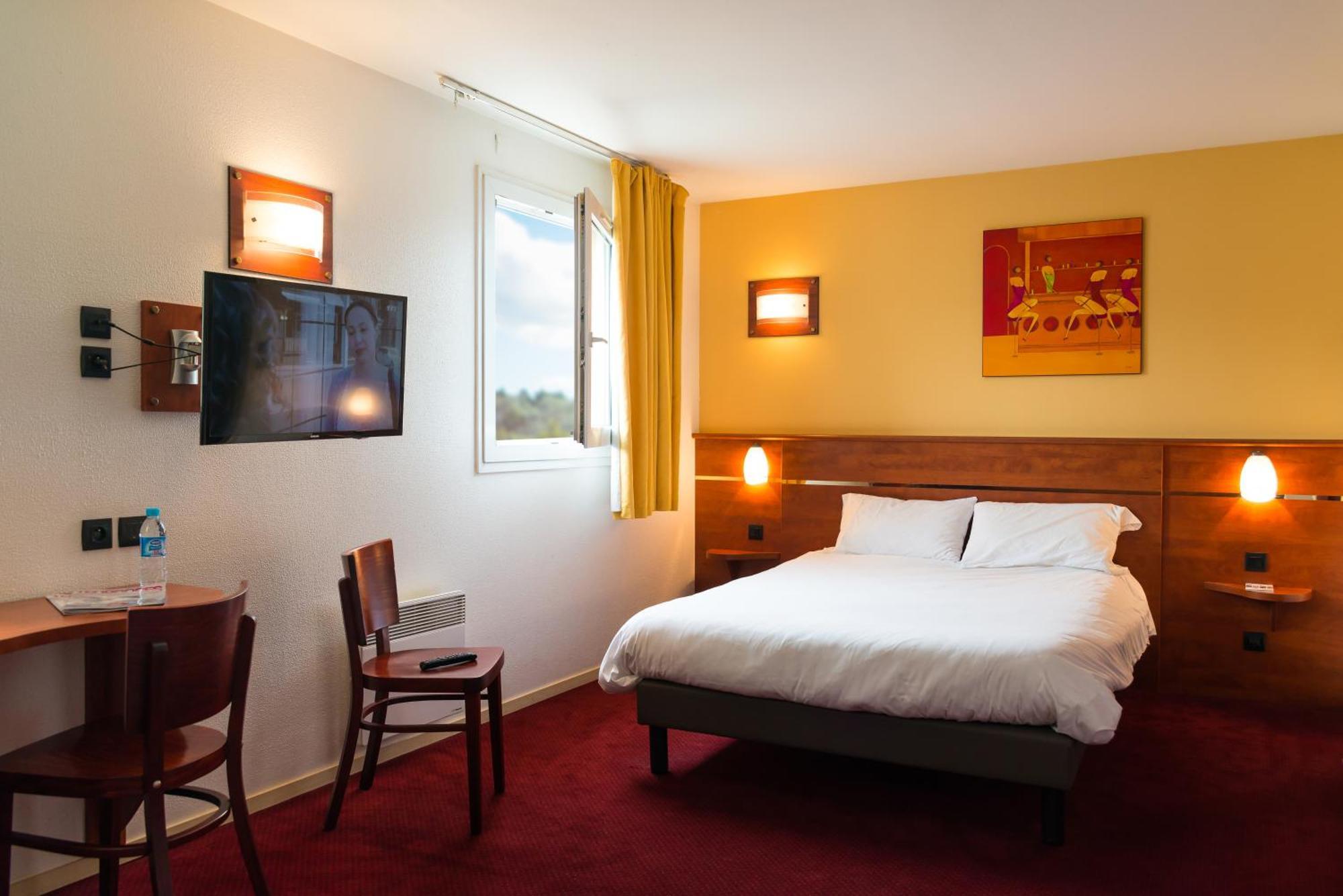 Brit Hotel Rennes Cesson ภายนอก รูปภาพ