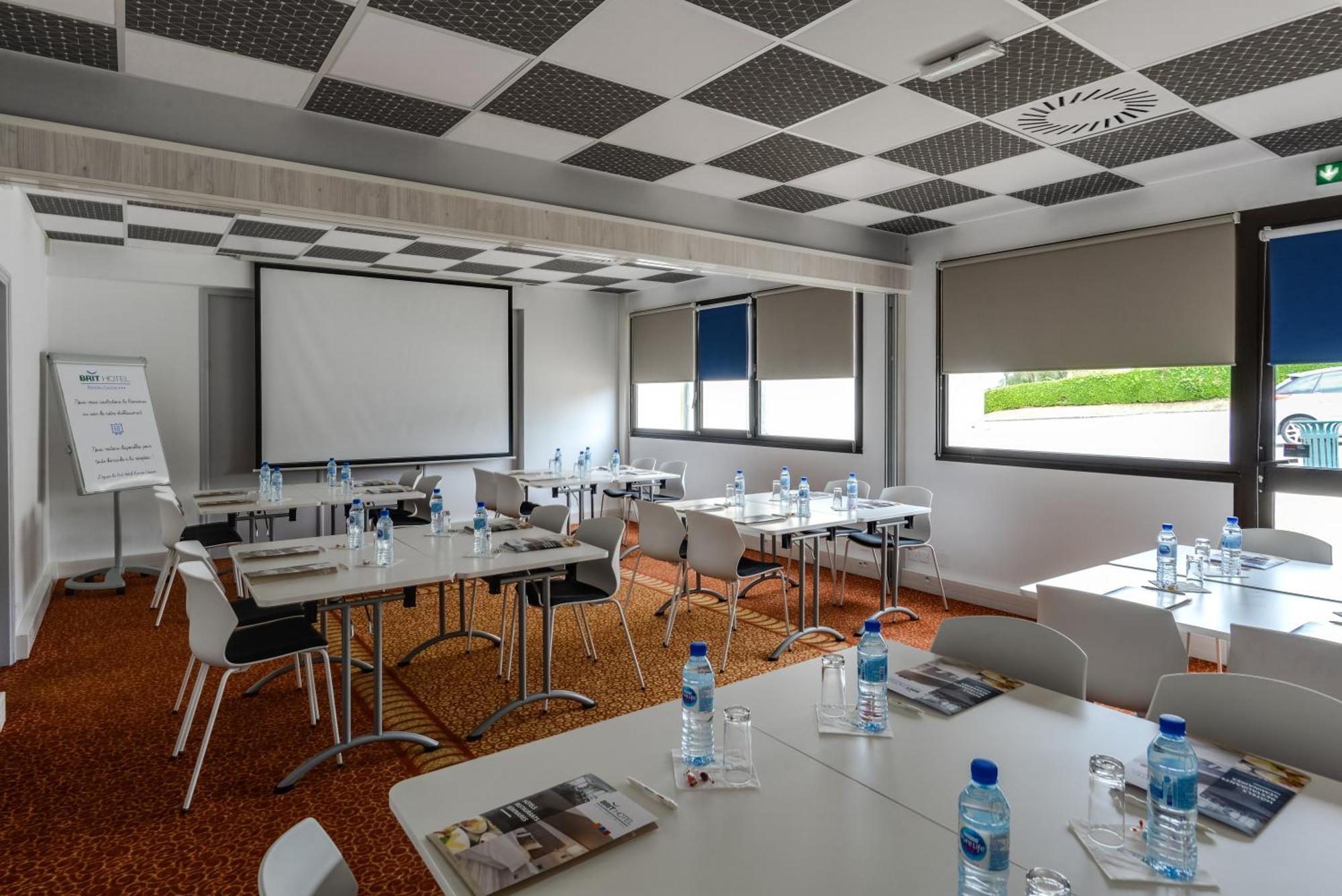 Brit Hotel Rennes Cesson ภายนอก รูปภาพ