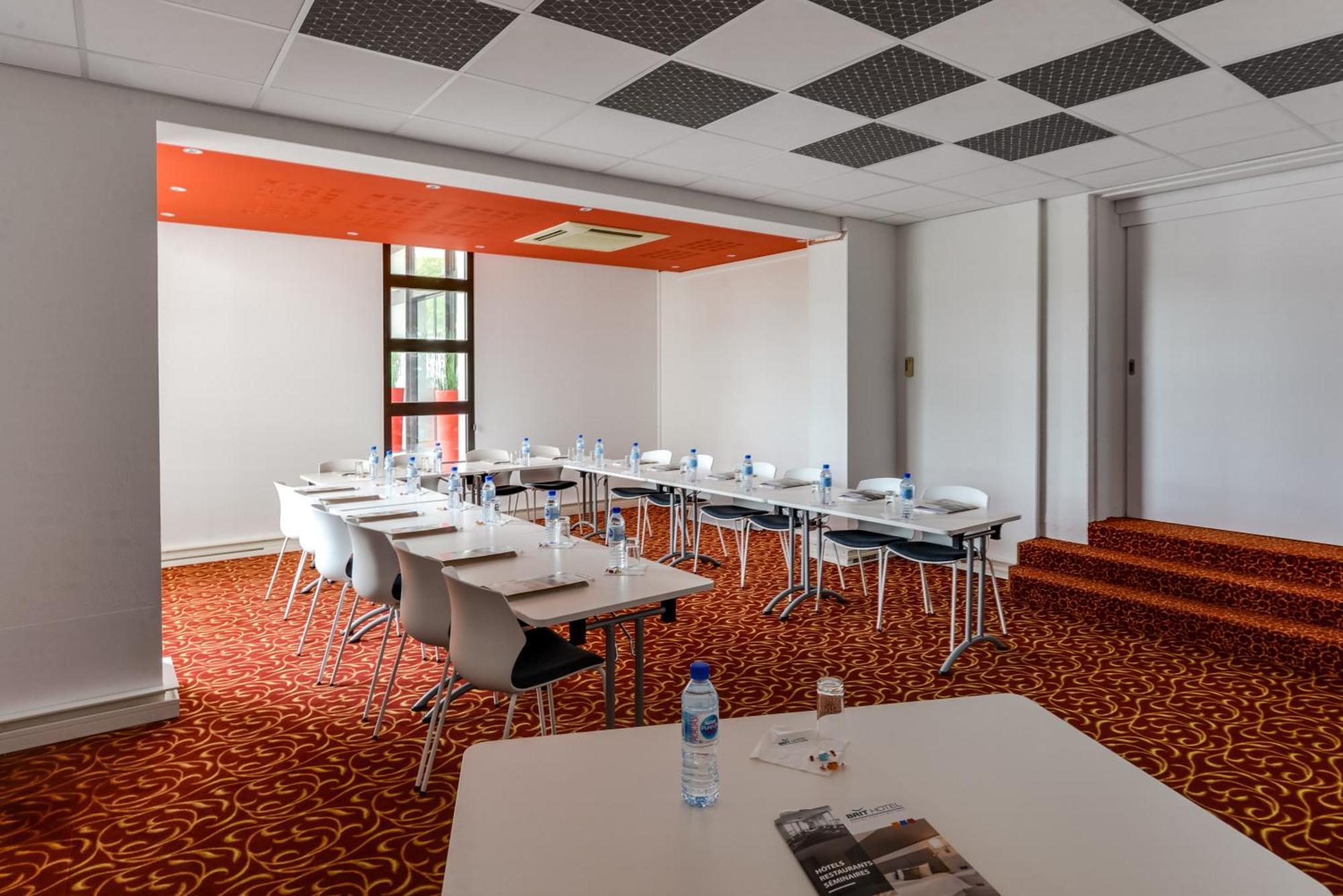 Brit Hotel Rennes Cesson ภายนอก รูปภาพ