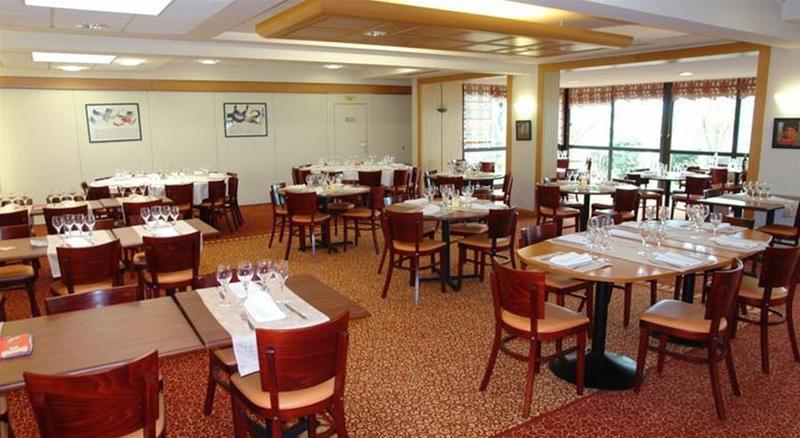 Brit Hotel Rennes Cesson ภายนอก รูปภาพ